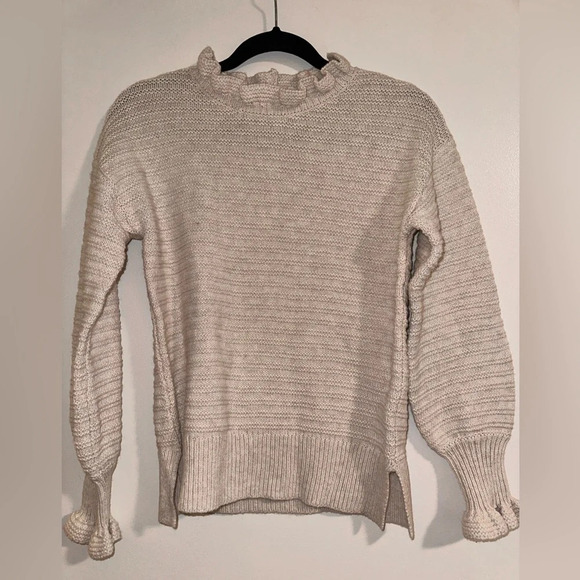 Madewell Sweaters - NWT Madewell XXS Cream Sweater with Cute Sleeves